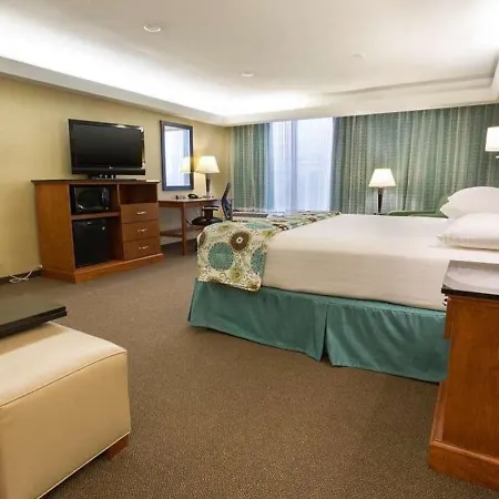 休斯顿糖业地产Heritage Inn Suites，Wyndham商标外部照片