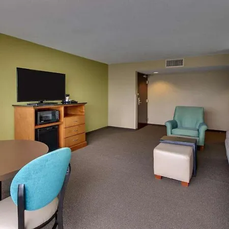 休斯顿糖业地产Heritage Inn Suites，Wyndham商标外部照片