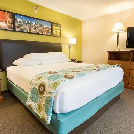 休斯顿糖业地产Heritage Inn Suites，Wyndham商标外部照片